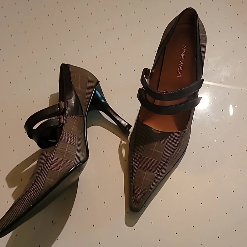 Heels 👠 👠 👠 - Picture 5 of 7